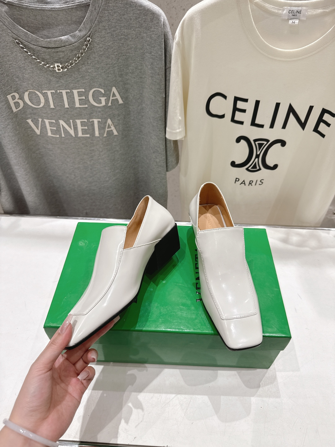 高版本出厂 Bottega Veneta/BV F065 2026ss新款中跟小方头玛丽珍高跟鞋小皮鞋高
