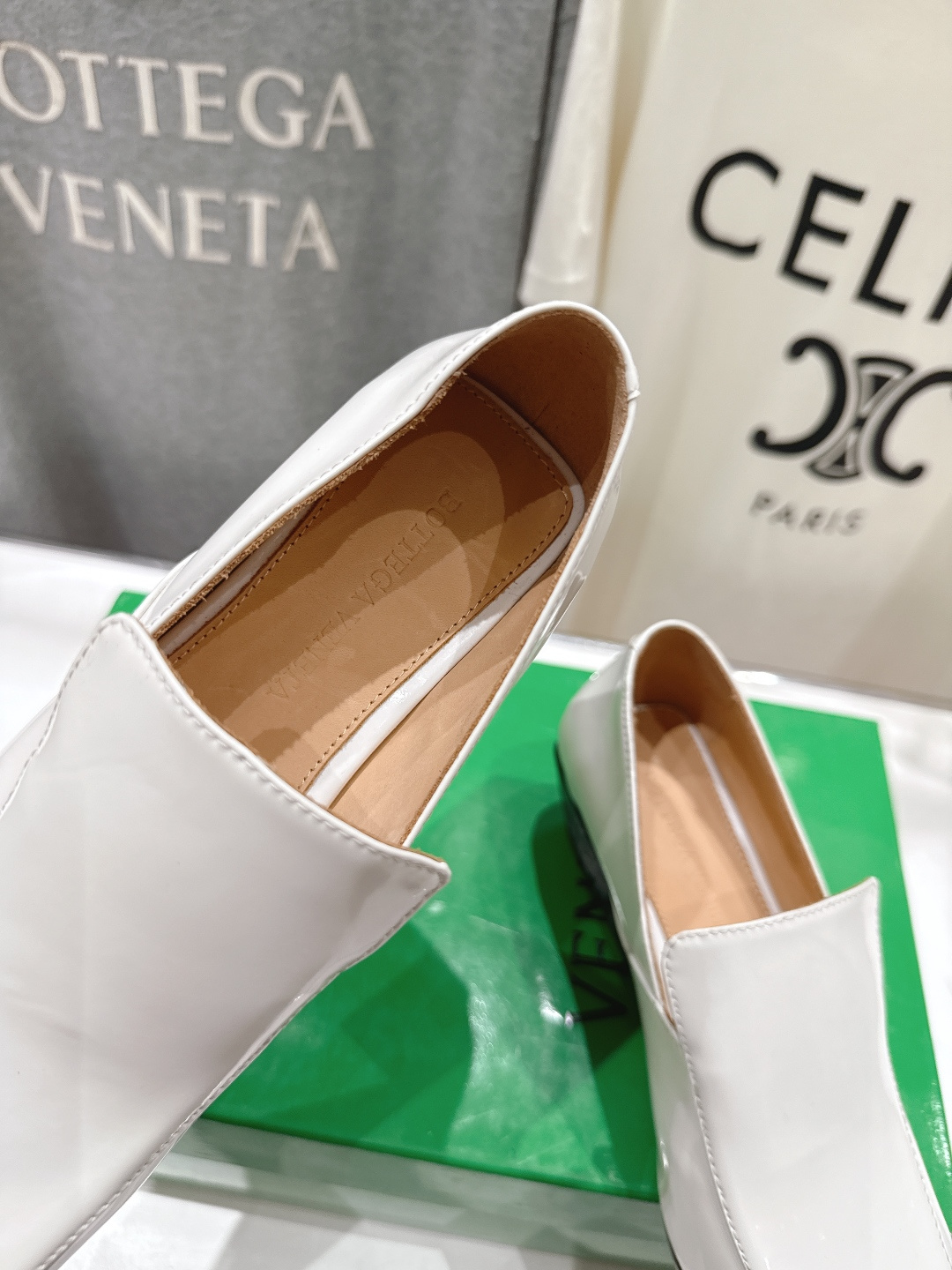 高版本出厂 Bottega Veneta/BV F065 2026ss新款中跟小方头玛丽珍高跟鞋小皮鞋高