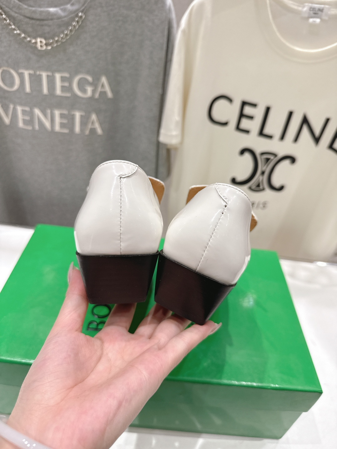 高版本出厂 Bottega Veneta/BV F065 2026ss新款中跟小方头玛丽珍高跟鞋小皮鞋高