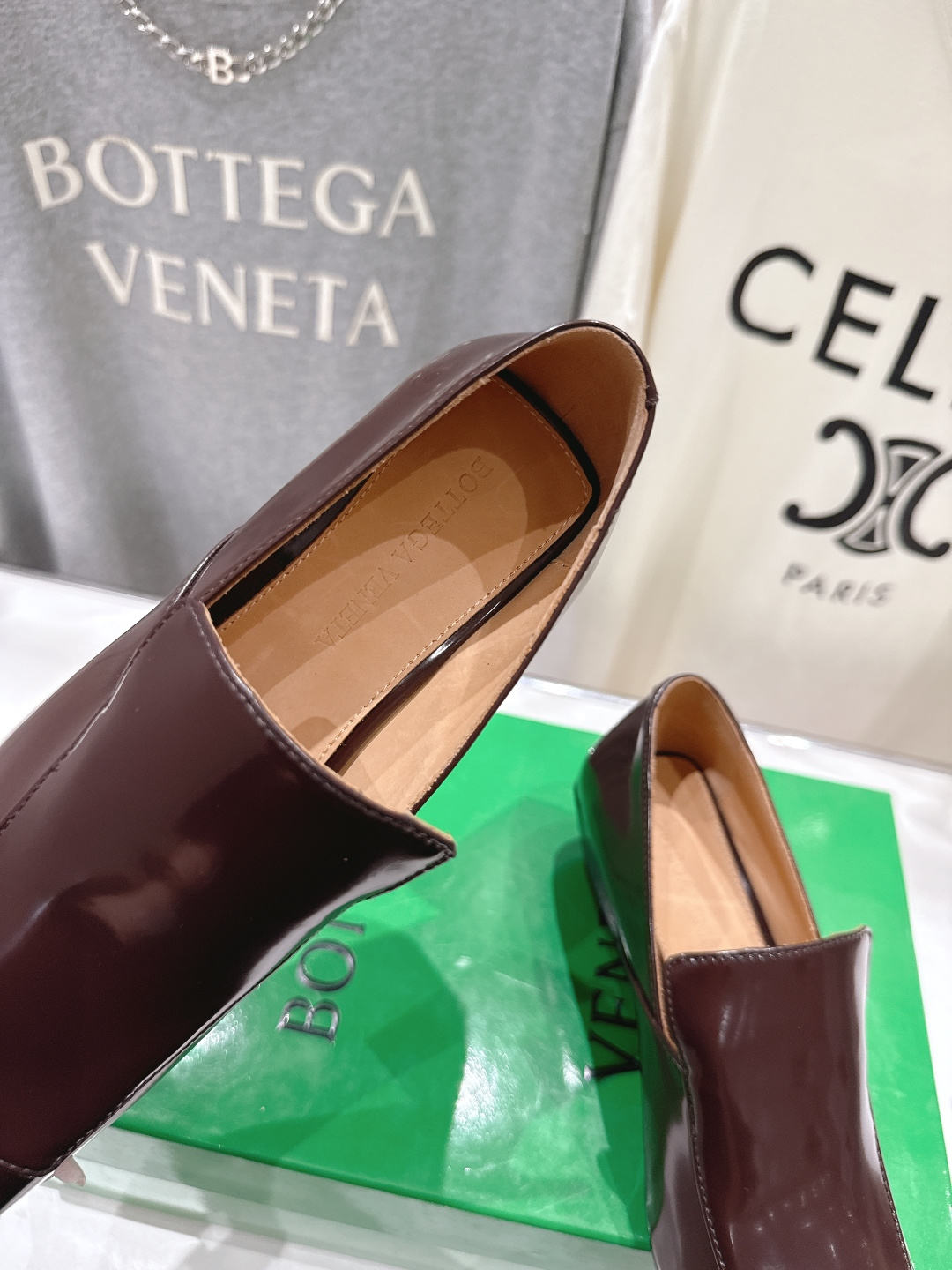 高版本出厂 Bottega Veneta/BV F065 2026ss新款中跟小方头玛丽珍高跟鞋小皮鞋高