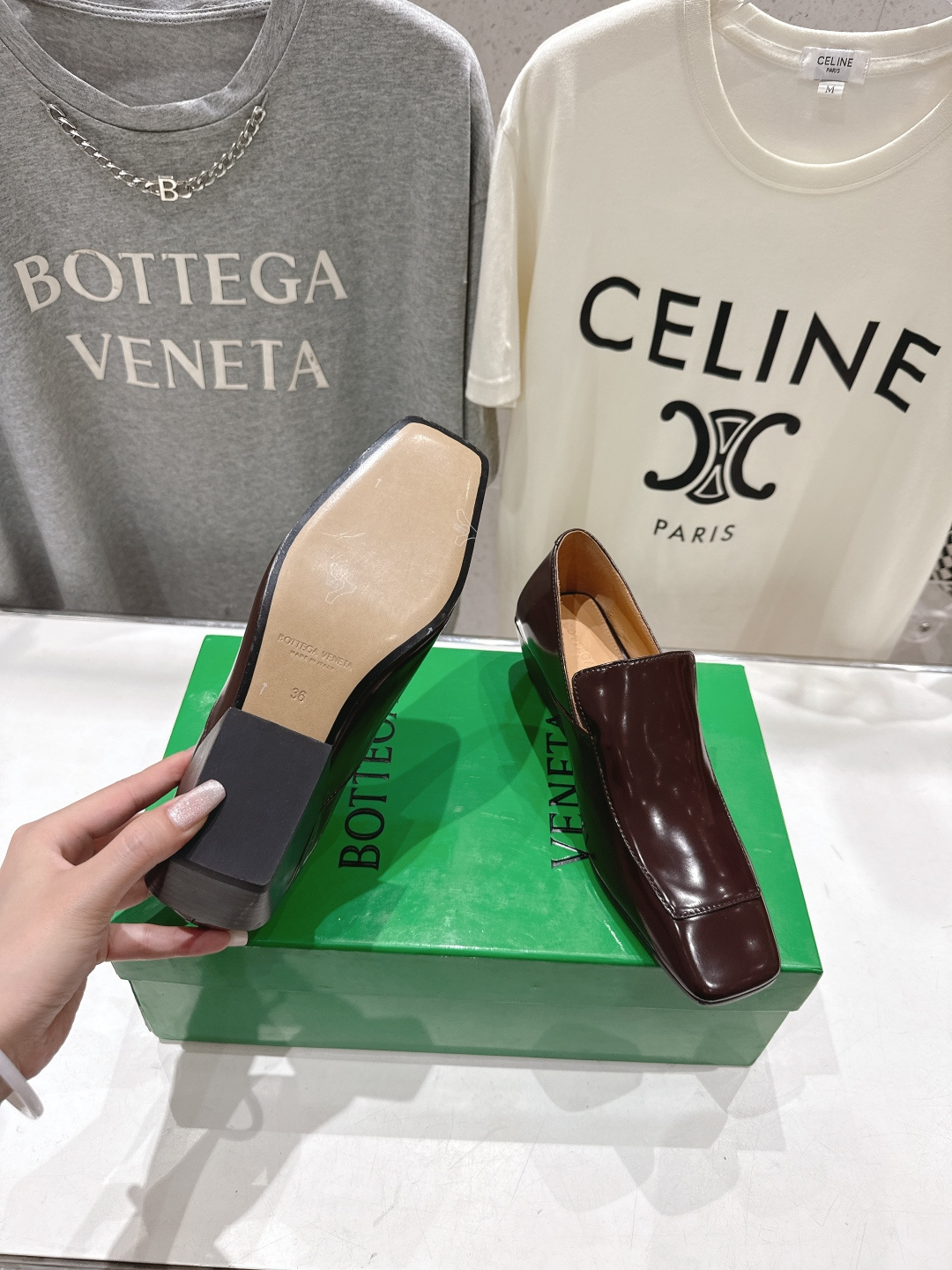 高版本出厂 Bottega Veneta/BV F065 2026ss新款中跟小方头玛丽珍高跟鞋小皮鞋高