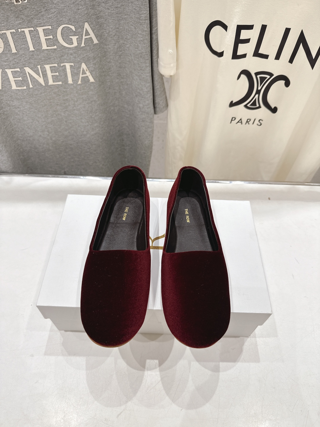 高版本出厂 The Row 2026ss官方同步爆款平底乐福鞋一脚蹬单鞋非常舒服的一款平底鞋，极简设计理