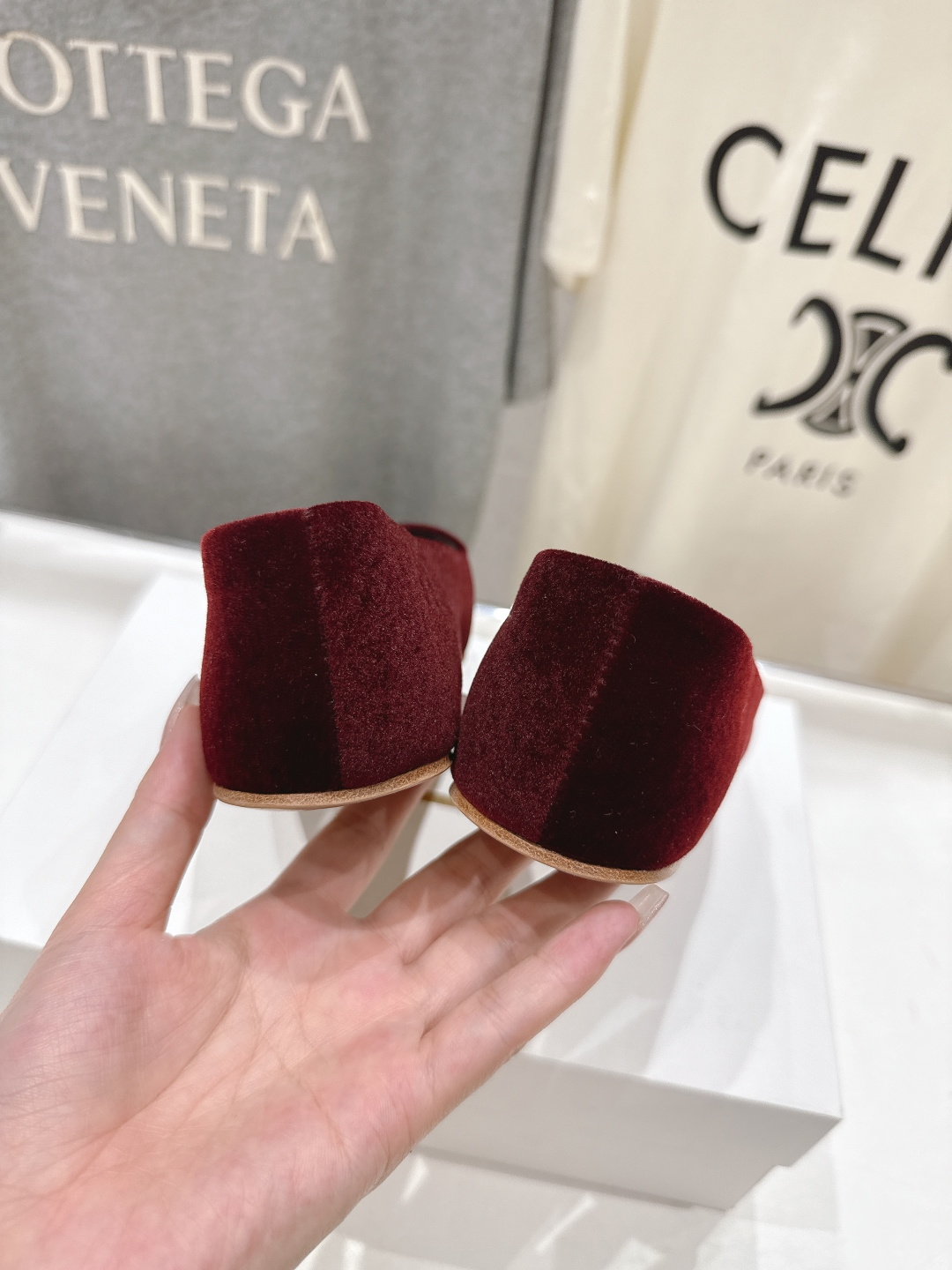 高版本出厂 The Row 2026ss官方同步爆款平底乐福鞋一脚蹬单鞋非常舒服的一款平底鞋，极简设计理