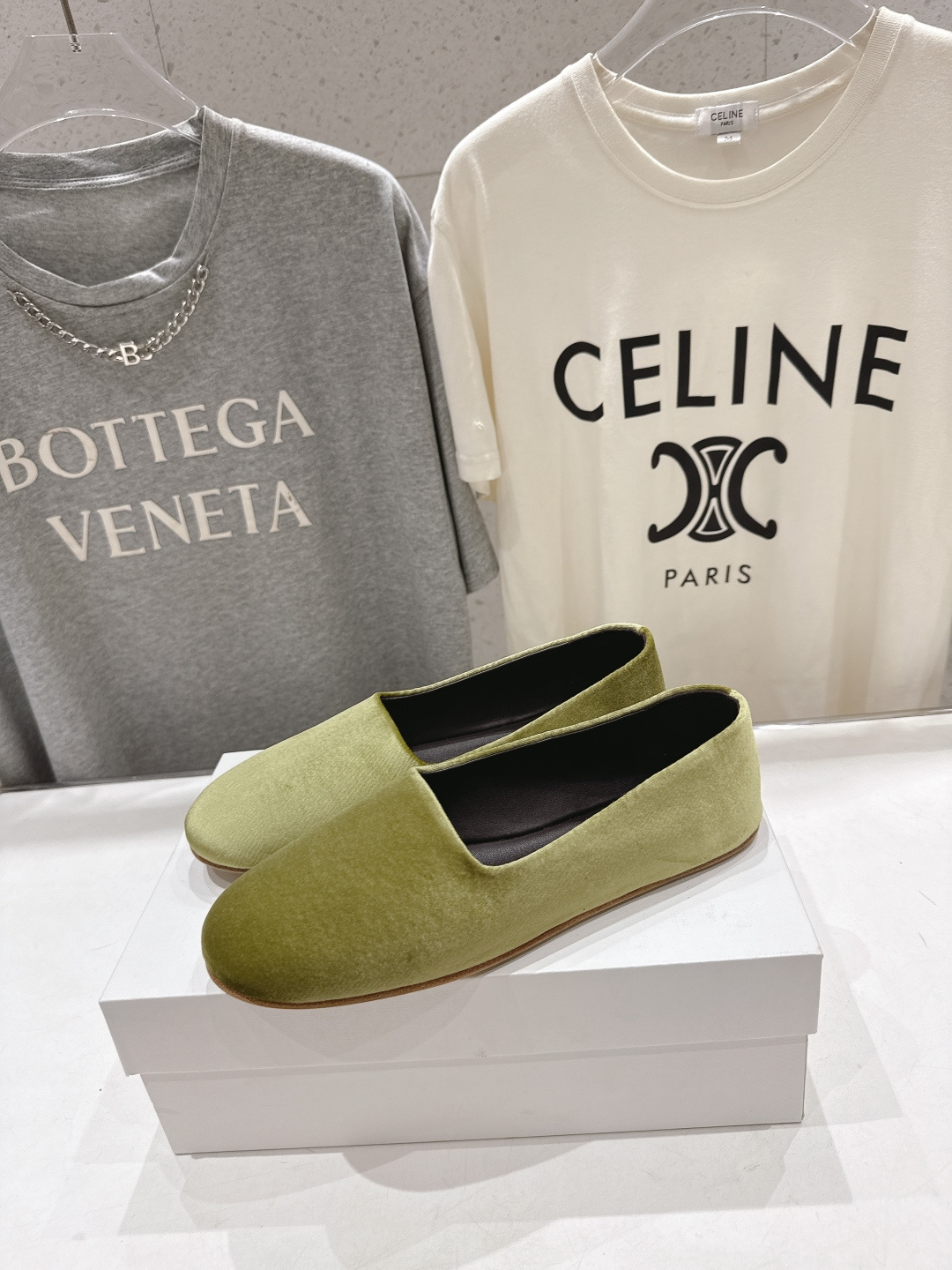 高版本出厂 The Row 2026ss官方同步爆款平底乐福鞋一脚蹬单鞋非常舒服的一款平底鞋，极简设计理