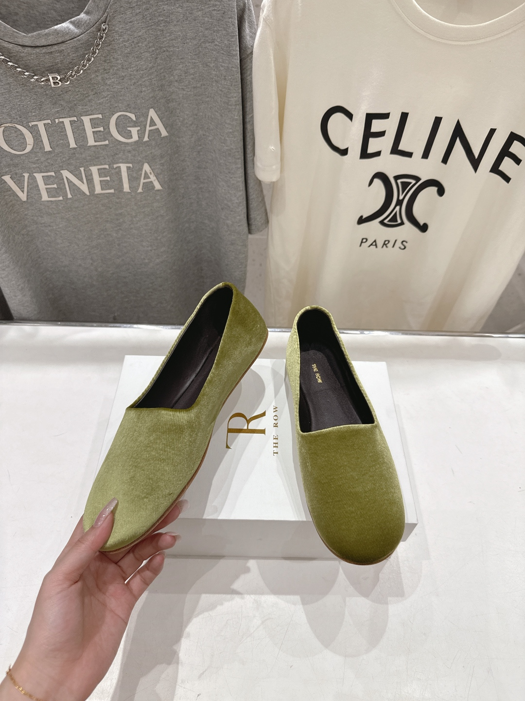 高版本出厂 The Row 2026ss官方同步爆款平底乐福鞋一脚蹬单鞋非常舒服的一款平底鞋，极简设计理