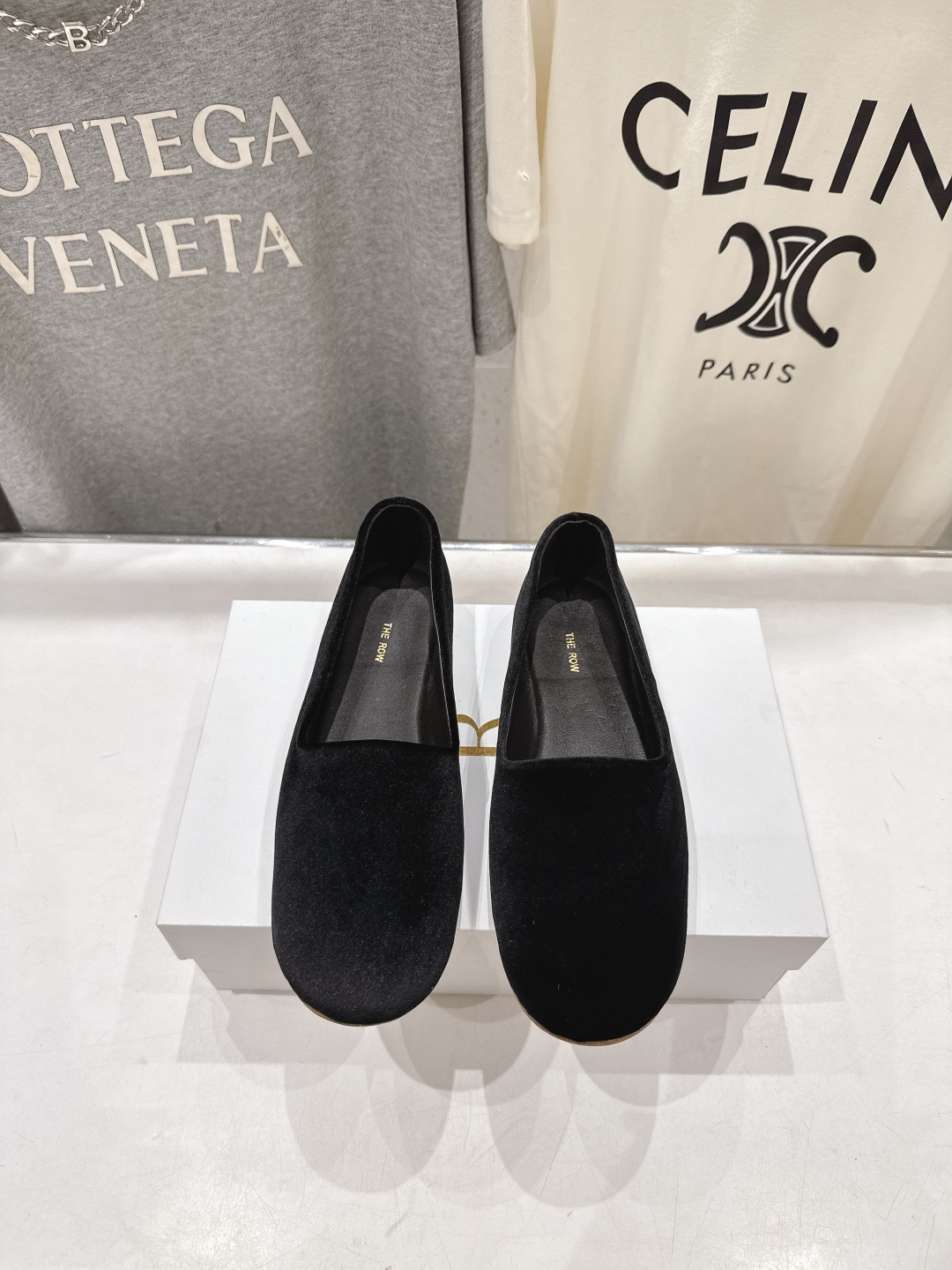 高版本出厂 The Row 2026ss官方同步爆款平底乐福鞋一脚蹬单鞋非常舒服的一款平底鞋，极简设计理