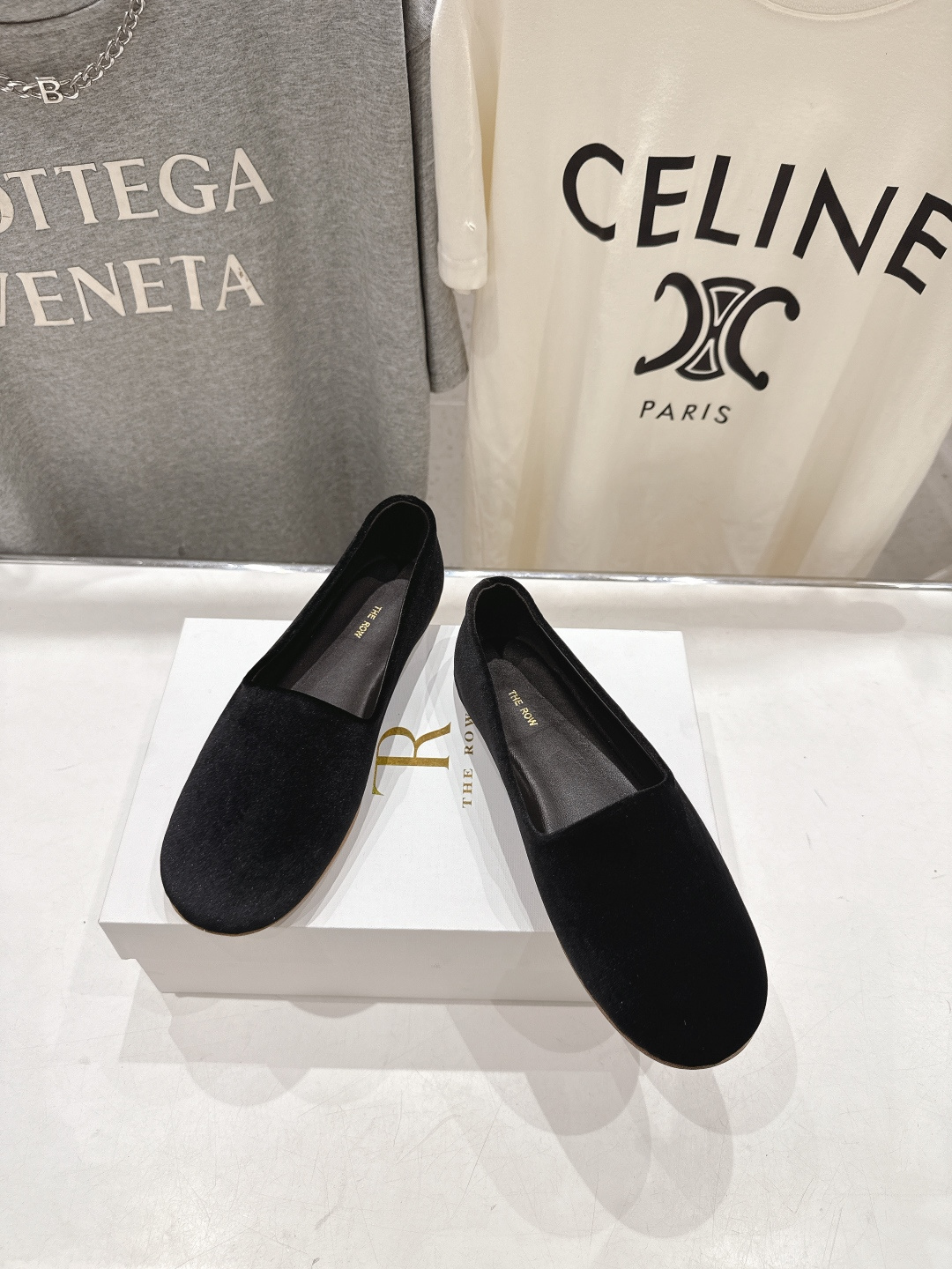 高版本出厂 The Row 2026ss官方同步爆款平底乐福鞋一脚蹬单鞋非常舒服的一款平底鞋，极简设计理