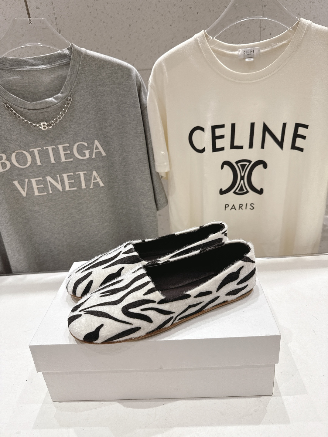 高版本出厂 The Row 2026ss官方同步爆款平底乐福鞋一脚蹬单鞋非常舒服的一款平底鞋，极简设计理