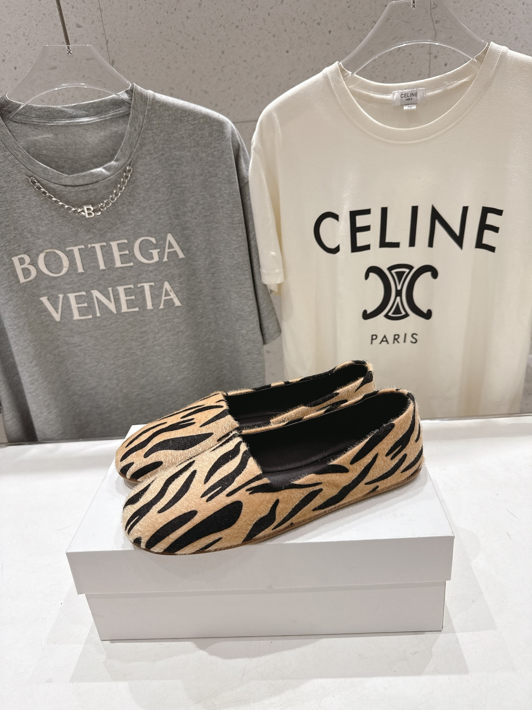 高版本出厂 The Row 2026ss官方同步爆款平底乐福鞋一脚蹬单鞋非常舒服的一款平底鞋，极简设计理