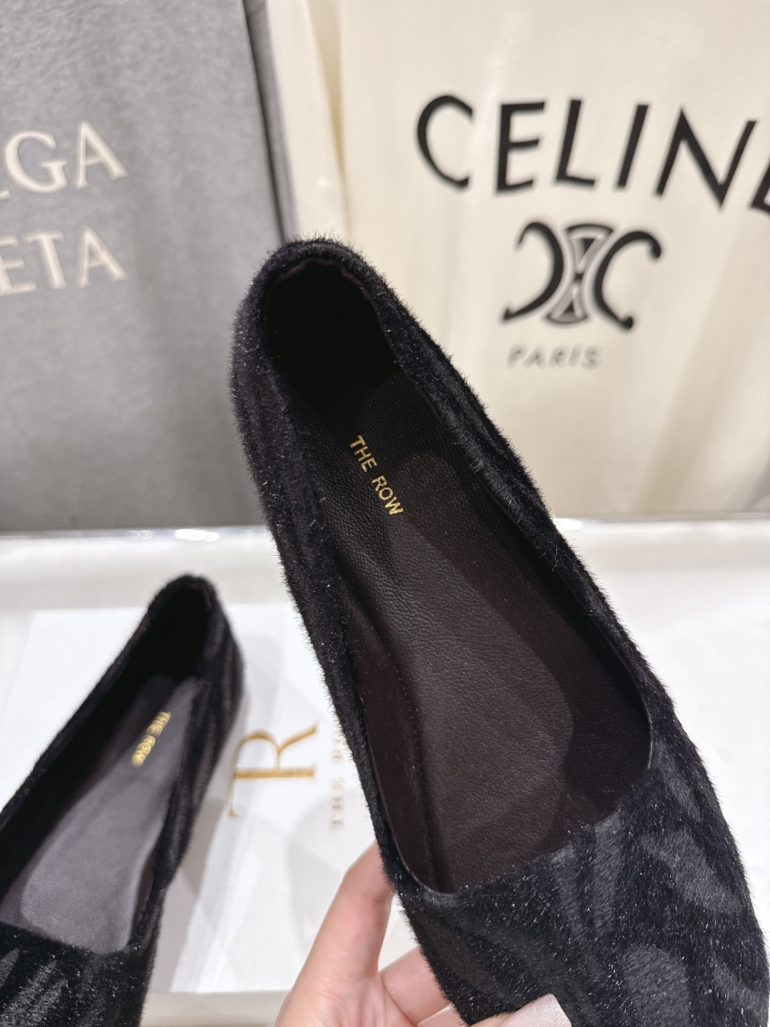 高版本出厂 The Row 2026ss官方同步爆款平底乐福鞋一脚蹬单鞋非常舒服的一款平底鞋，极简设计理