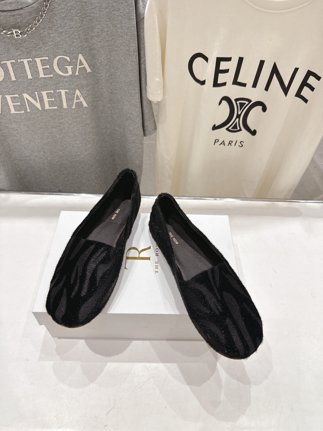 高版本出厂 The Row 2026ss官方同步爆款平底乐福鞋一脚蹬单鞋非常舒服的一款平底鞋，极简设计理