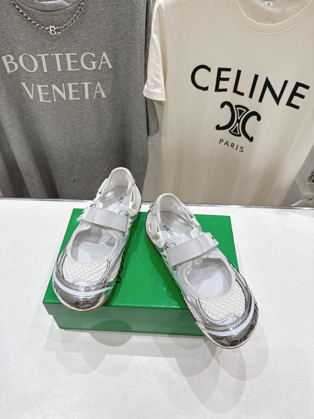 高版本出厂 Bottega Veneta/BV F065 2026ss新款玛丽珍 BV Orbit Fl