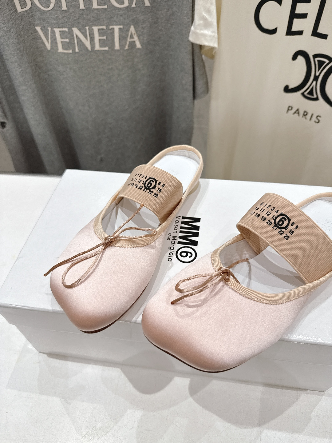 高版本出厂 布面 MM6马吉拉2026ss新品最近超级🔥的平底半拖玛丽珍芭蕾舞鞋舒适度不用说 肯定会很舒