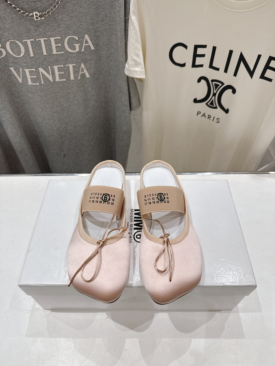 高版本出厂 布面 MM6马吉拉2026ss新品最近超级🔥的平底半拖玛丽珍芭蕾舞鞋舒适度不用说 肯定会很舒