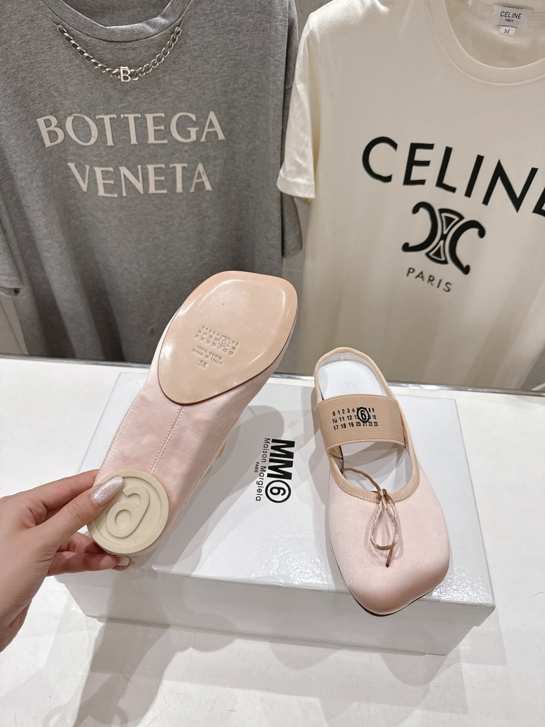 高版本出厂 布面 MM6马吉拉2026ss新品最近超级🔥的平底半拖玛丽珍芭蕾舞鞋舒适度不用说 肯定会很舒