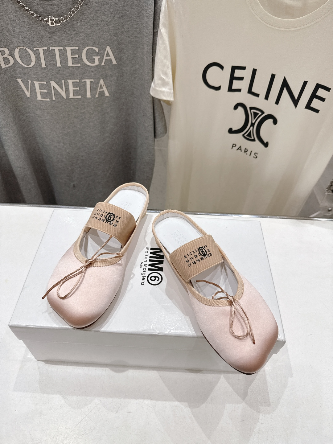 高版本出厂 布面 MM6马吉拉2026ss新品最近超级🔥的平底半拖玛丽珍芭蕾舞鞋舒适度不用说 肯定会很舒