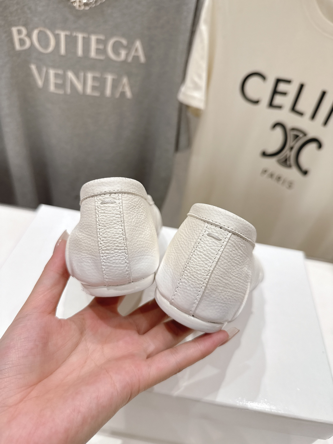 高版本出厂 MM6【Maison Magical】马吉拉2026ss官方同步新品最近超级火的喷色平底分趾