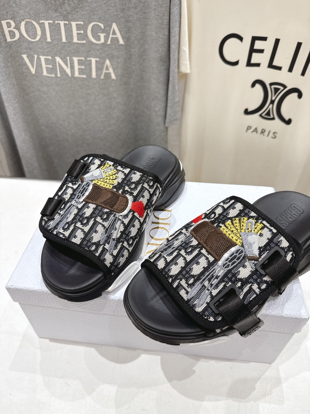 高版本出厂 【高品质】Dior*迪奥D家F019 2026ss夏季新款厚底魔术贴沙滩拖鞋～经典版型 搭配