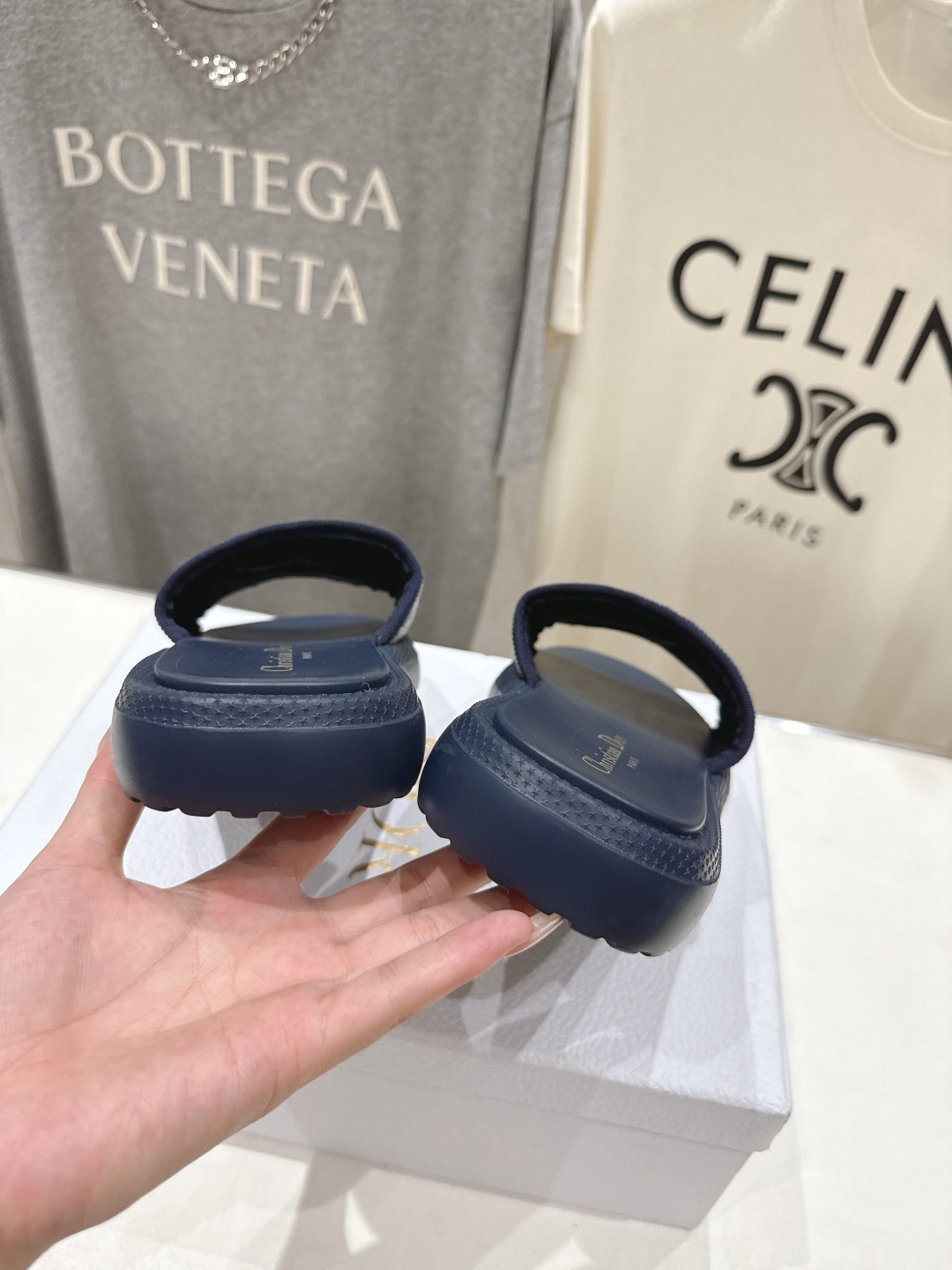 高版本出厂 【高品质】Dior*迪奥D家F019 2026ss夏季新款厚底沙滩拖鞋～经典版型 搭配贴合脚