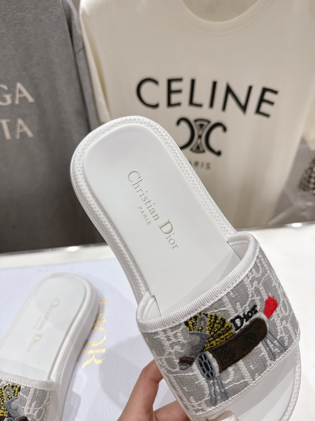 高版本出厂 【高品质】Dior*迪奥D家F019 2026ss夏季新款厚底沙滩拖鞋～经典版型 搭配贴合脚