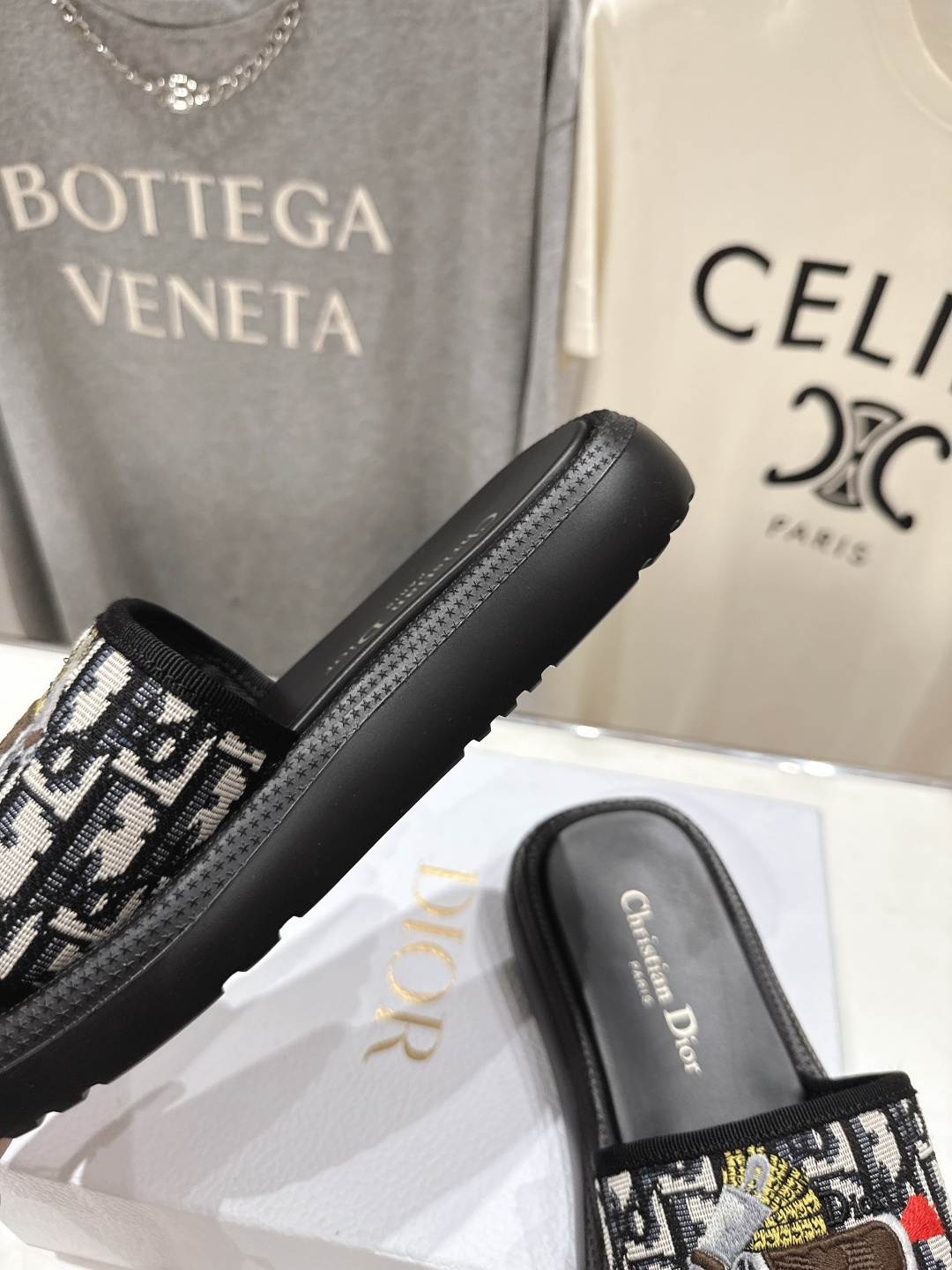 高版本出厂 【高品质】Dior*迪奥D家F019 2026ss夏季新款厚底沙滩拖鞋～经典版型 搭配贴合脚