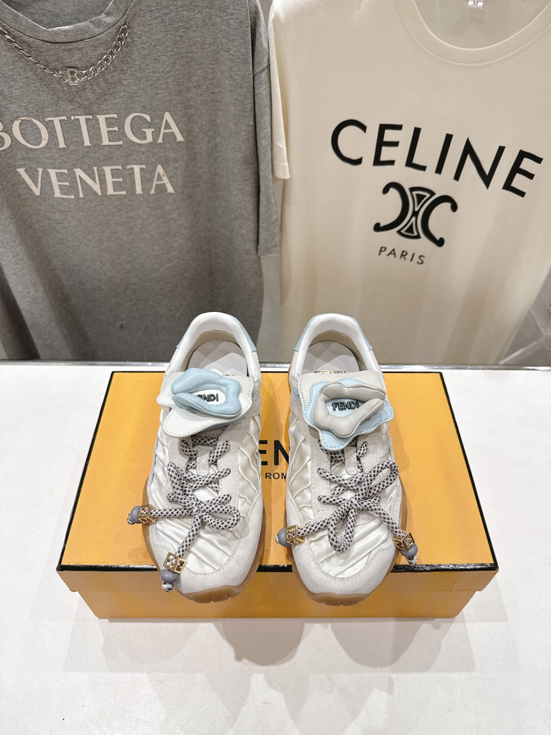 高版本出厂 Fendi 芬迪F029 26ss时装周走秀新款板鞋休闲运动鞋 FD match 升级新款 