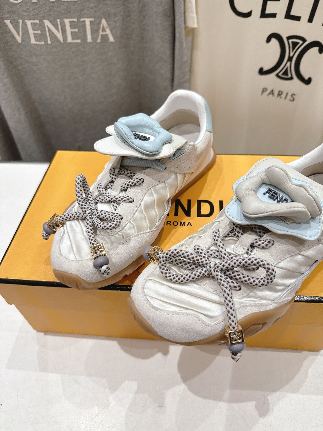 高版本出厂 Fendi 芬迪F029 26ss时装周走秀新款板鞋休闲运动鞋 FD match 升级新款 