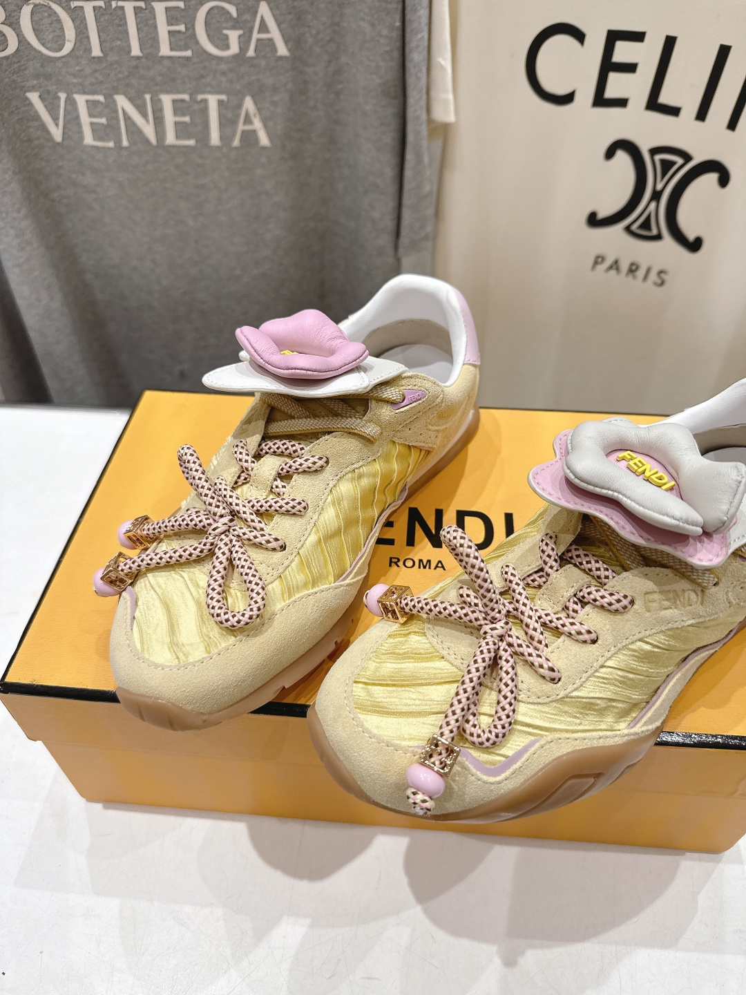 高版本出厂 Fendi 芬迪F029 26ss时装周走秀新款板鞋休闲运动鞋 FD match 升级新款 