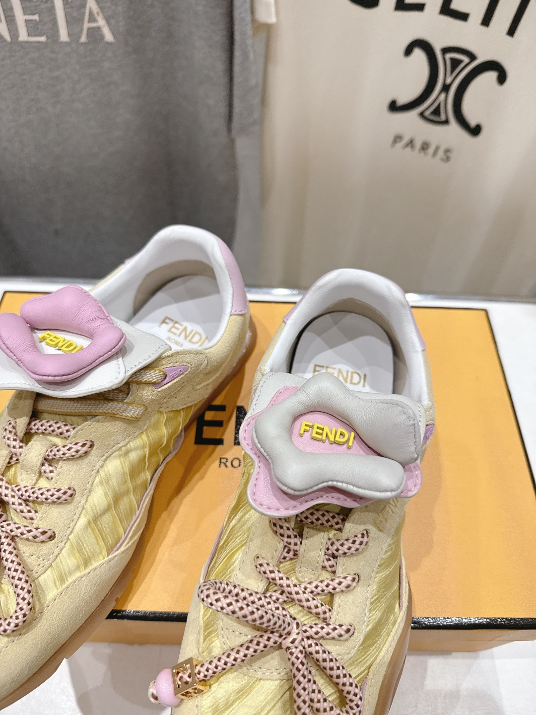 高版本出厂 Fendi 芬迪F029 26ss时装周走秀新款板鞋休闲运动鞋 FD match 升级新款 