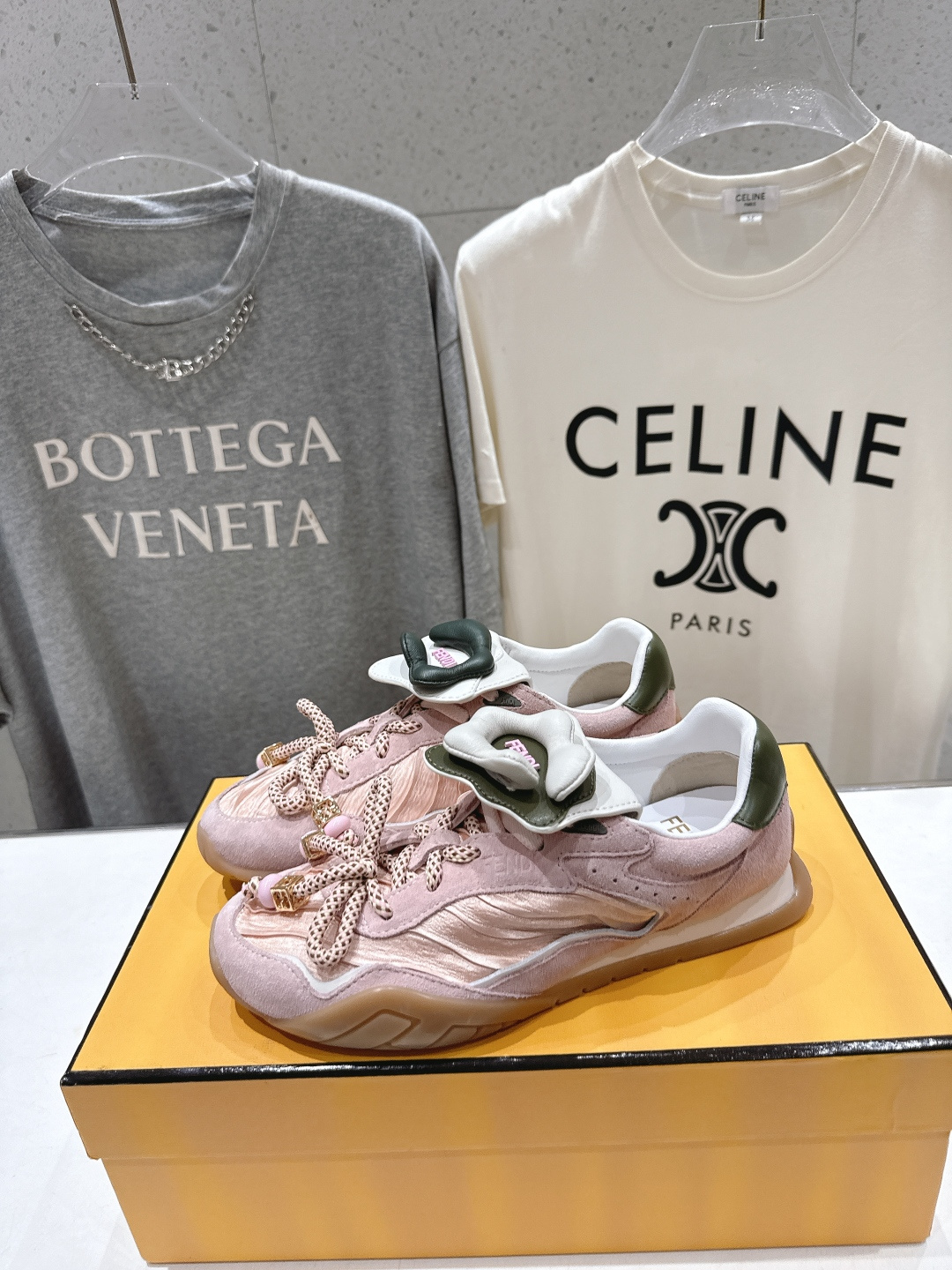 高版本出厂 Fendi 芬迪F029 26ss时装周走秀新款板鞋休闲运动鞋 FD match 升级新款 