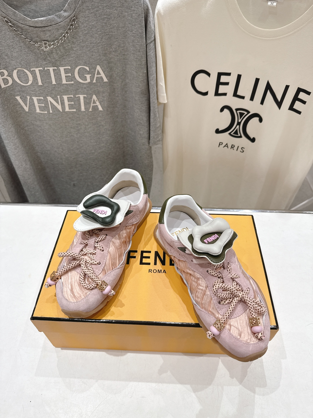 高版本出厂 Fendi 芬迪F029 26ss时装周走秀新款板鞋休闲运动鞋 FD match 升级新款 