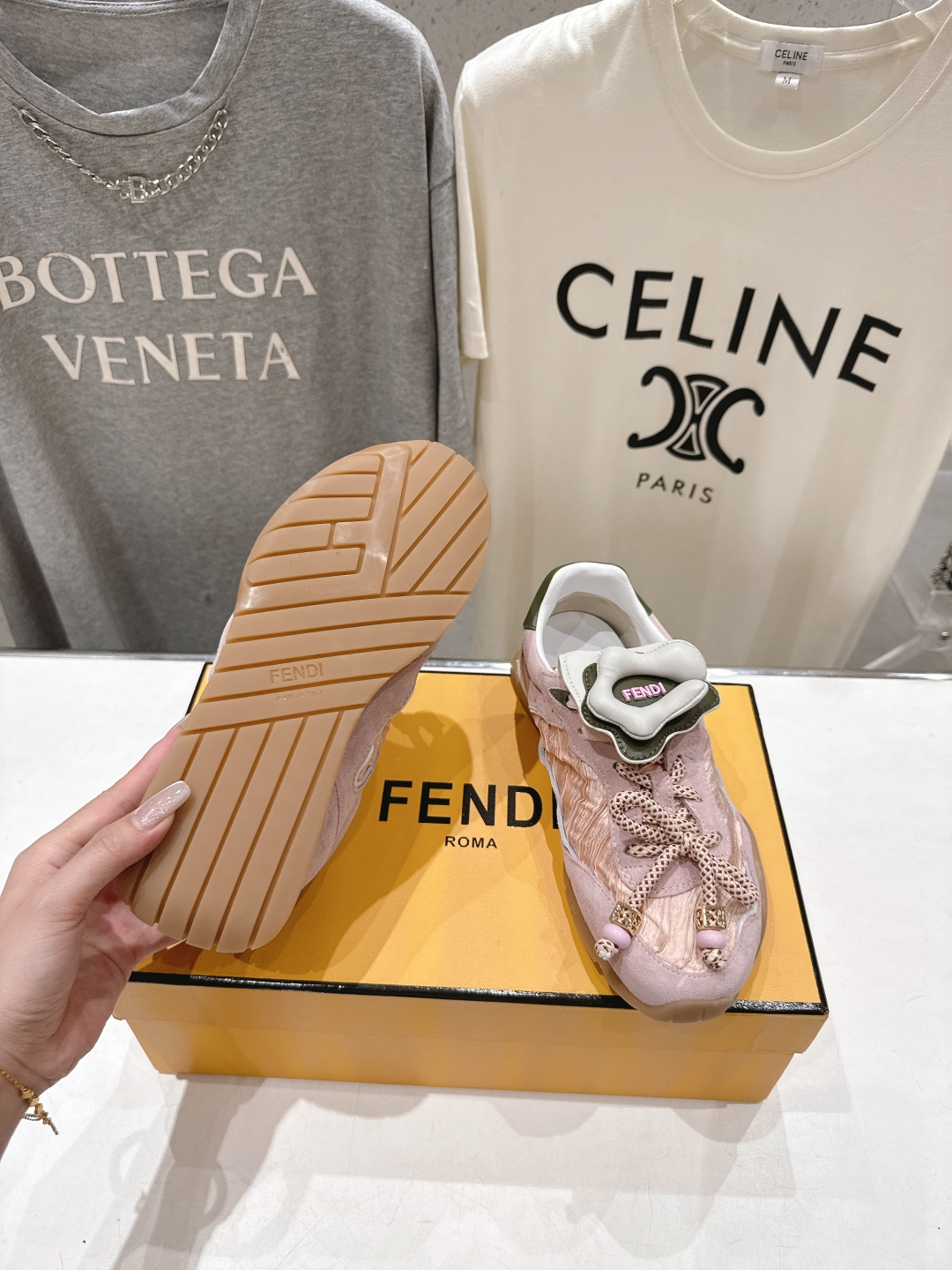 高版本出厂 Fendi 芬迪F029 26ss时装周走秀新款板鞋休闲运动鞋 FD match 升级新款 