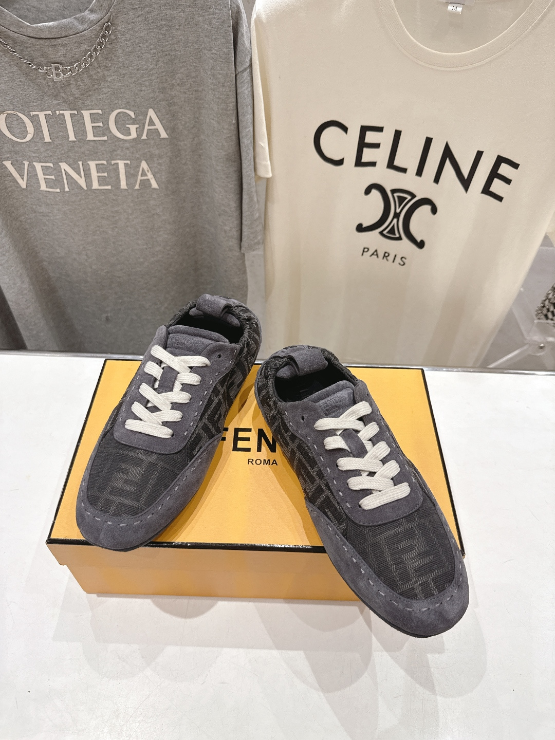 高版本出厂 只有男码 Fendi 芬迪26ssF029～new新款男士系带休闲鞋德训鞋，低调奢华懒人鞋，