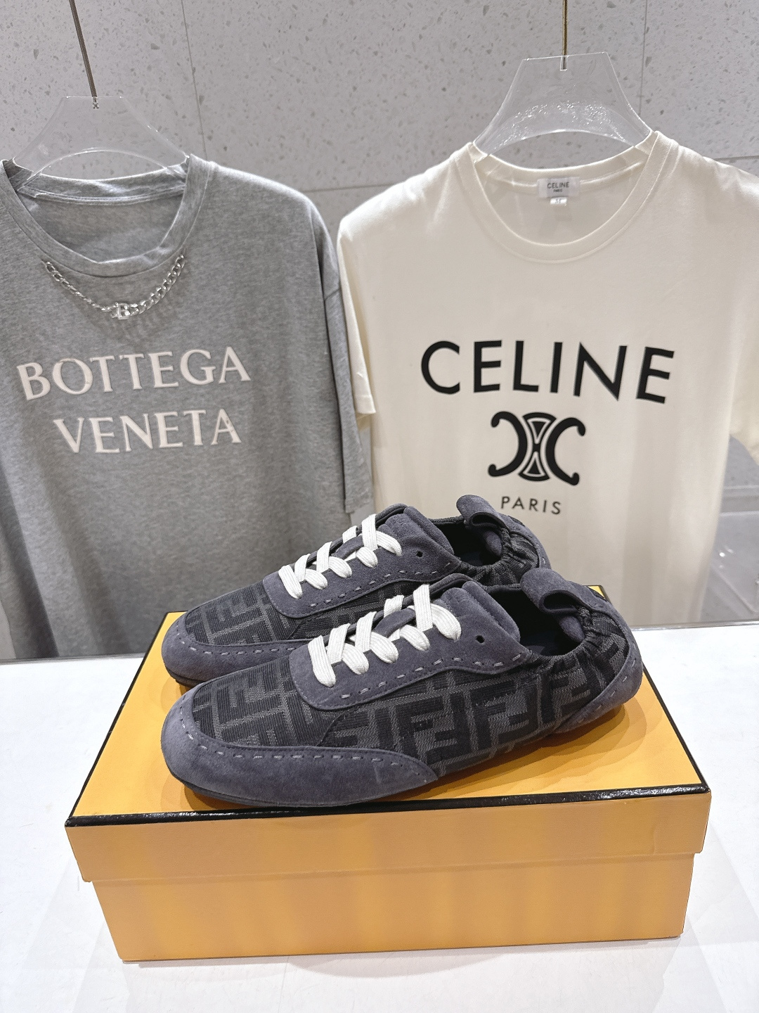 高版本出厂 只有男码 Fendi 芬迪26ssF029～new新款男士系带休闲鞋德训鞋，低调奢华懒人鞋，