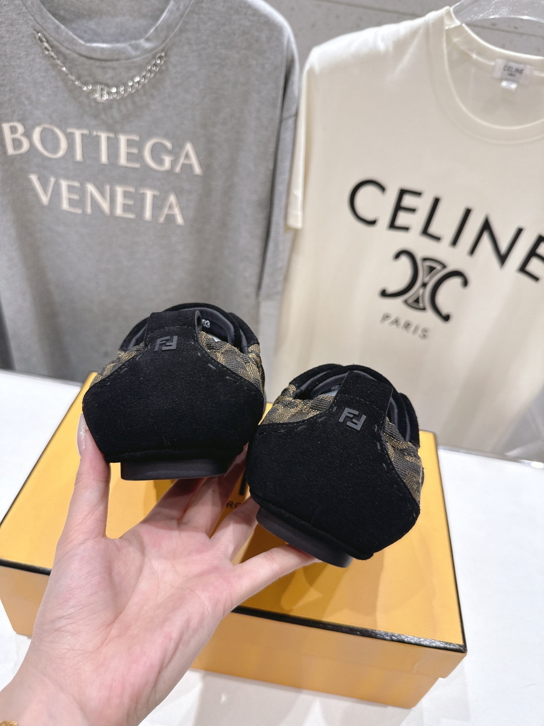 高版本出厂 只有男码 Fendi 芬迪26ssF029～new新款男士系带休闲鞋德训鞋，低调奢华懒人鞋，