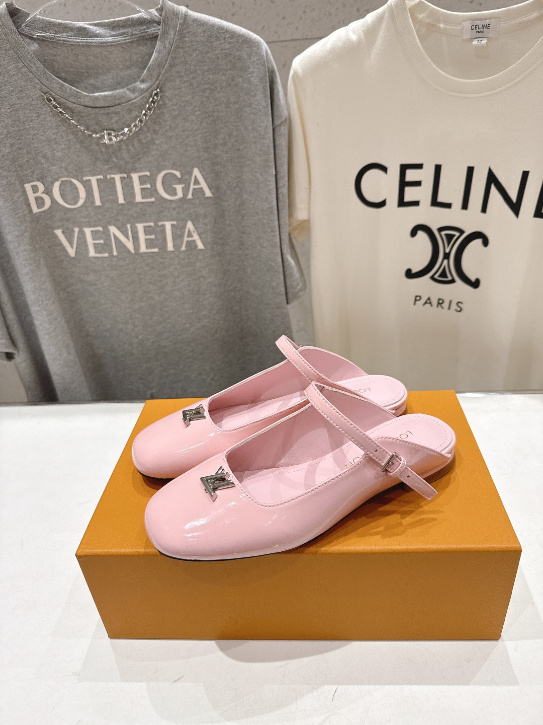 高版本出厂 Louis Vuitton ss26 new arrival LV驴牌春夏系列玛丽珍平底鞋半