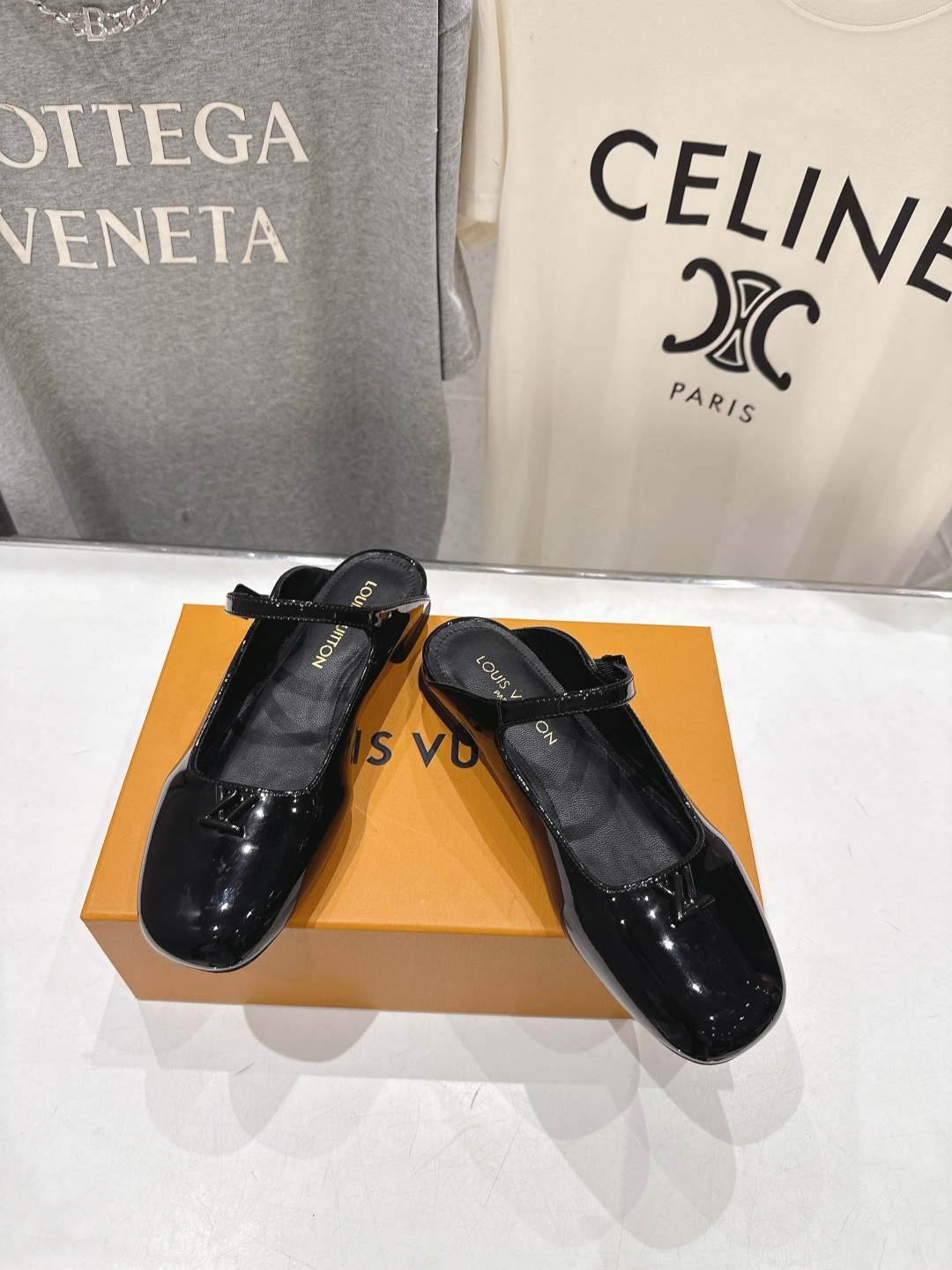 高版本出厂 Louis Vuitton ss26 new arrival LV驴牌春夏系列玛丽珍平底鞋半