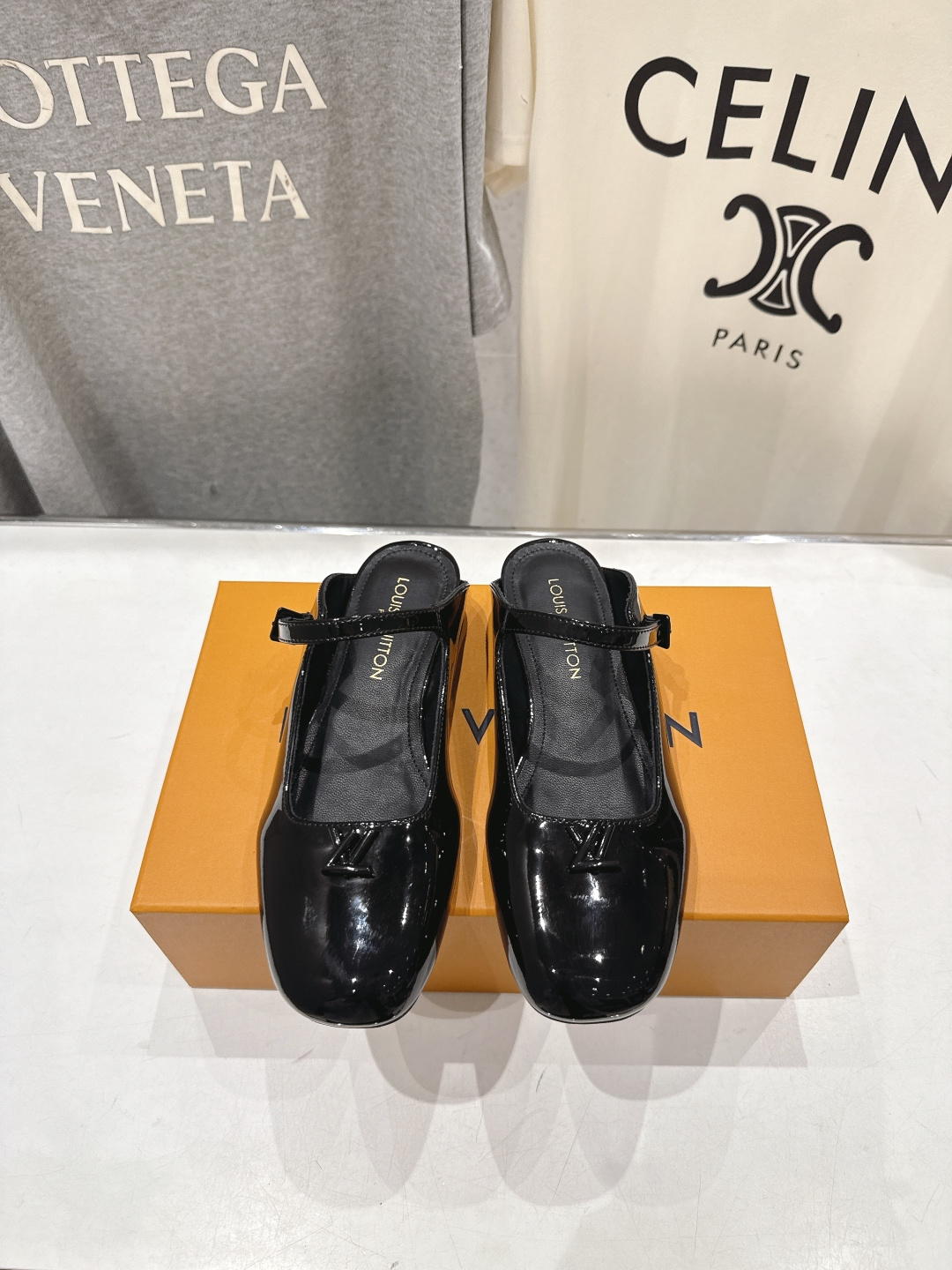 高版本出厂 Louis Vuitton ss26 new arrival LV驴牌春夏系列玛丽珍平底鞋半