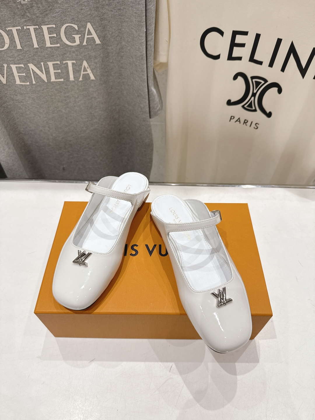 高版本出厂 Louis Vuitton ss26 new arrival LV驴牌春夏系列玛丽珍平底鞋半