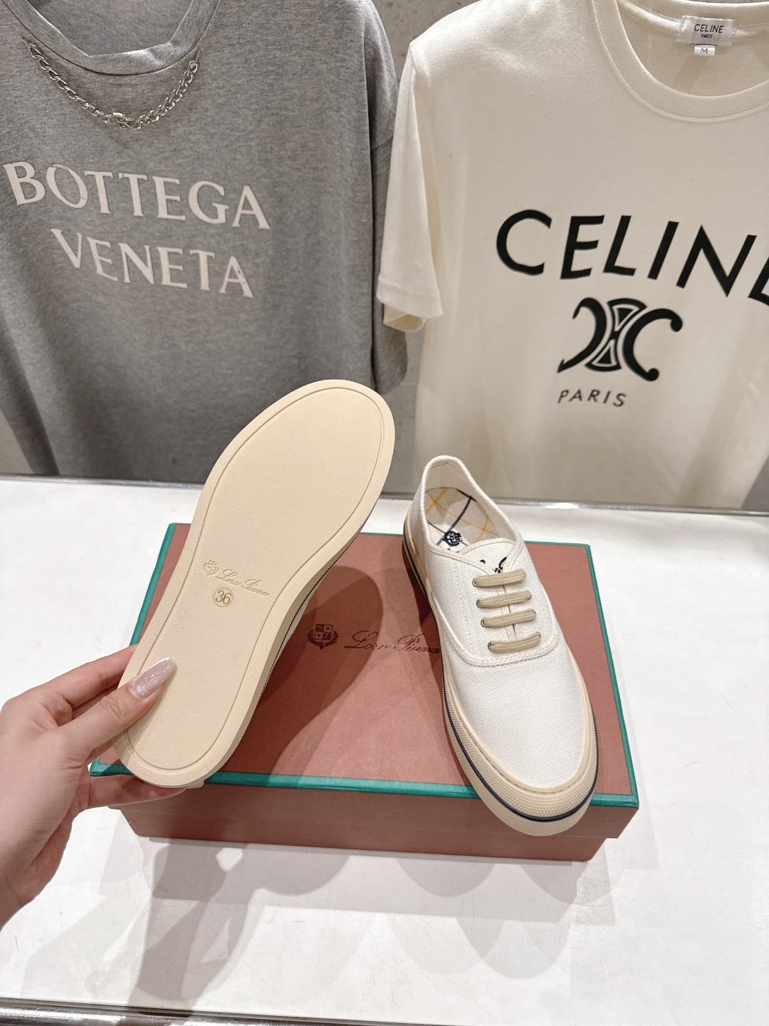 高版本出厂 男码+10 情侣款 Loro piana2026ss火爆新品帆布鞋发售Loro Piana(