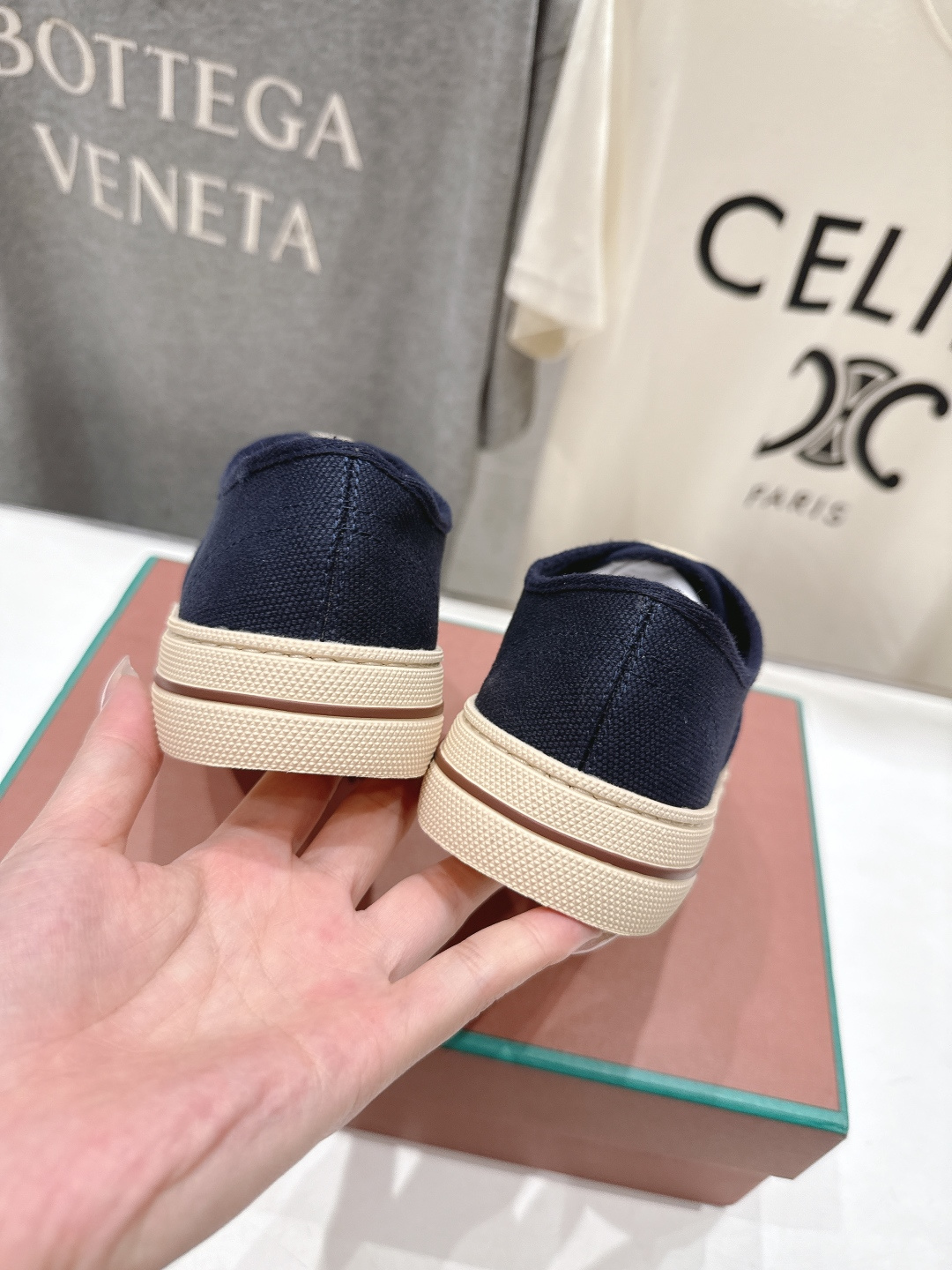 高版本出厂 男码+10 情侣款 Loro piana2026ss火爆新品帆布鞋发售Loro Piana(