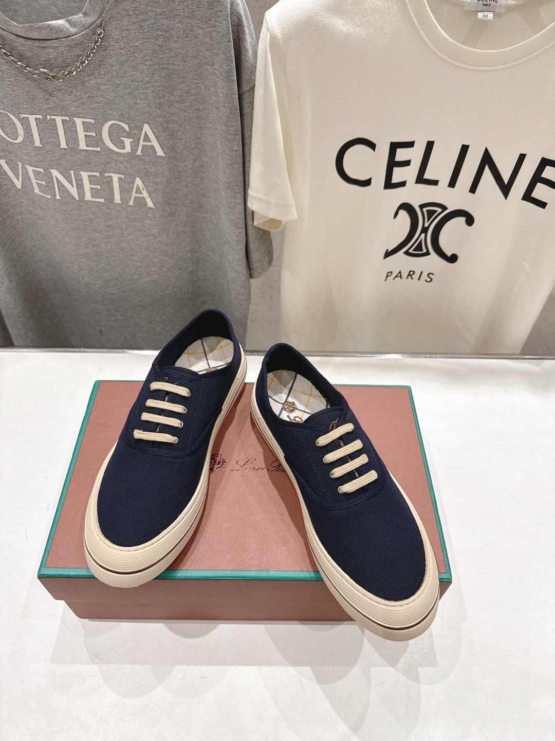 高版本出厂 男码+10 情侣款 Loro piana2026ss火爆新品帆布鞋发售Loro Piana(