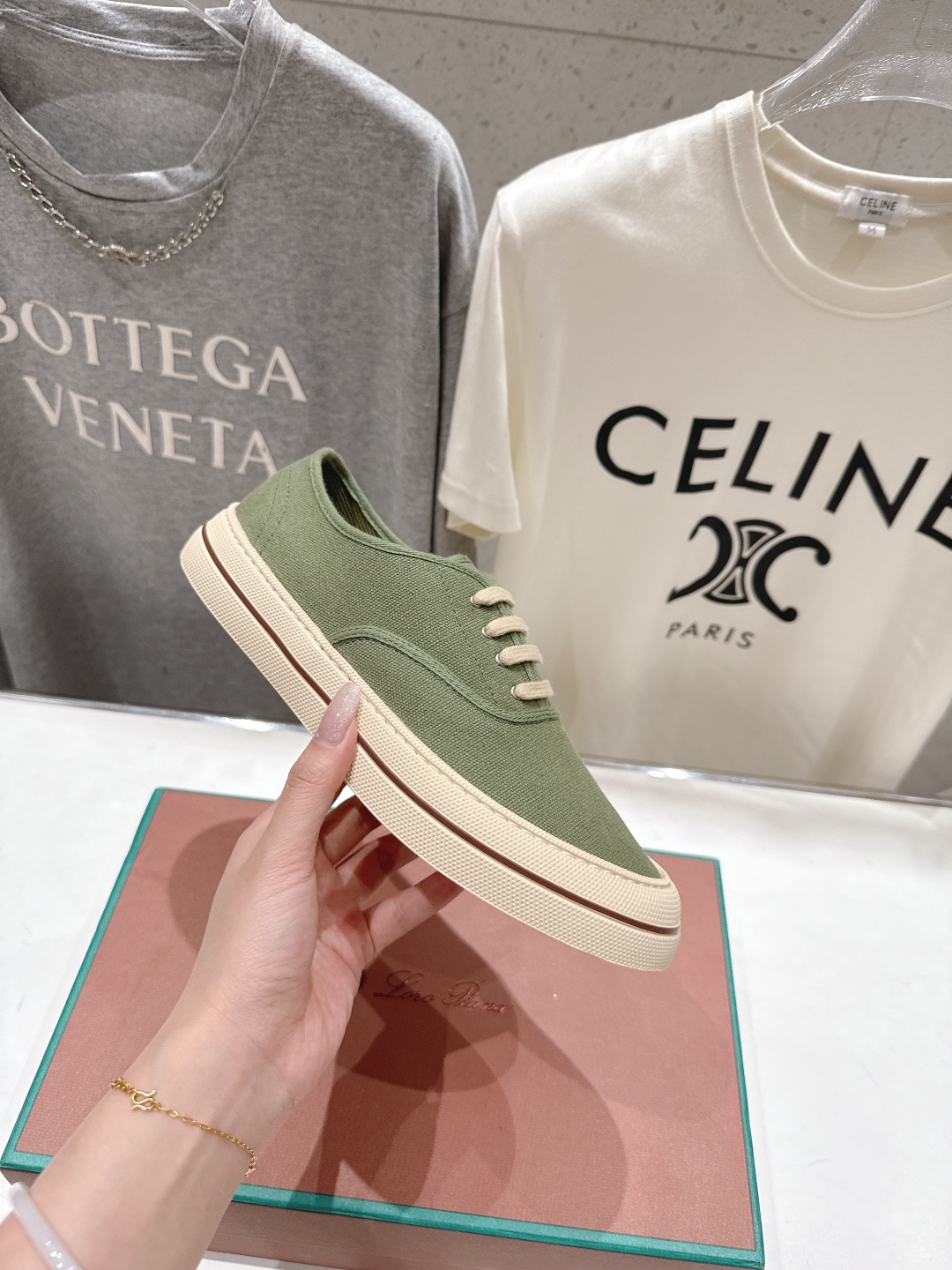 高版本出厂 男码+10 情侣款 Loro piana2026ss火爆新品帆布鞋发售Loro Piana(