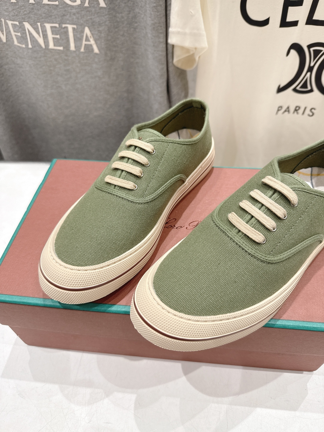 高版本出厂 男码+10 情侣款 Loro piana2026ss火爆新品帆布鞋发售Loro Piana(