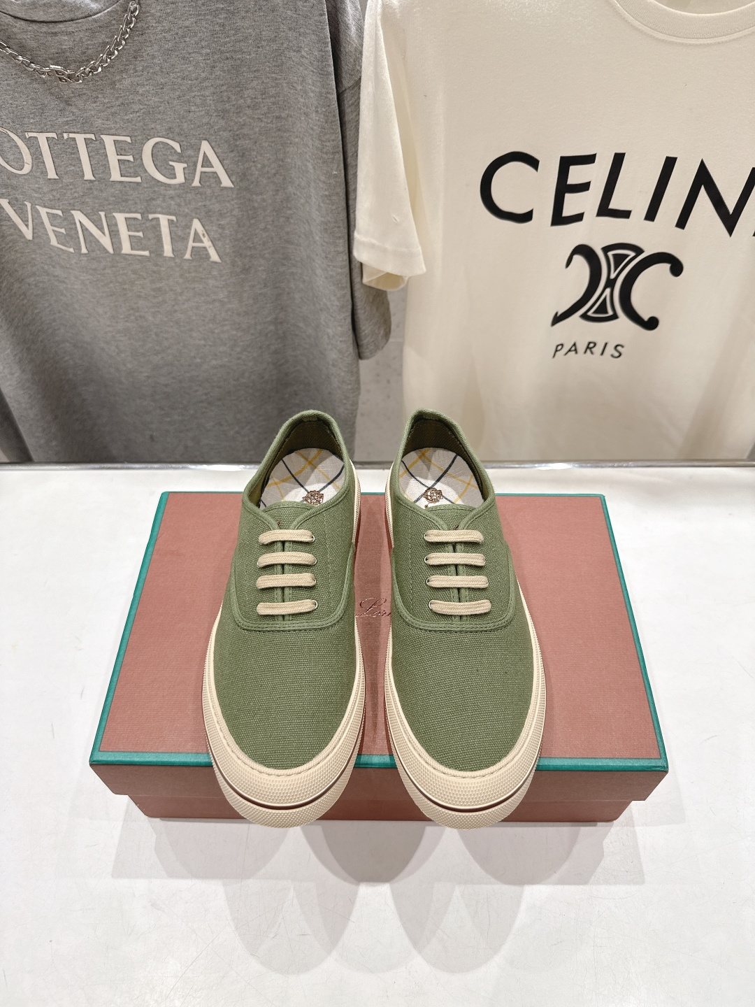 高版本出厂 男码+10 情侣款 Loro piana2026ss火爆新品帆布鞋发售Loro Piana(