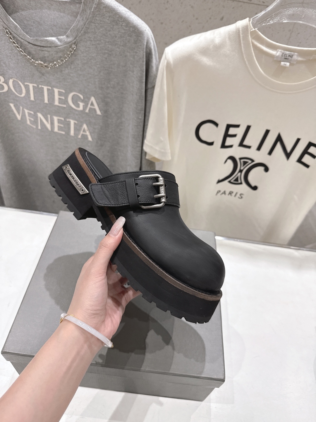 高版本出厂 BALENCIAG*/巴黎世家F046 2026ss新款大头皮鞋得比鞋半包乐福鞋TRACTO