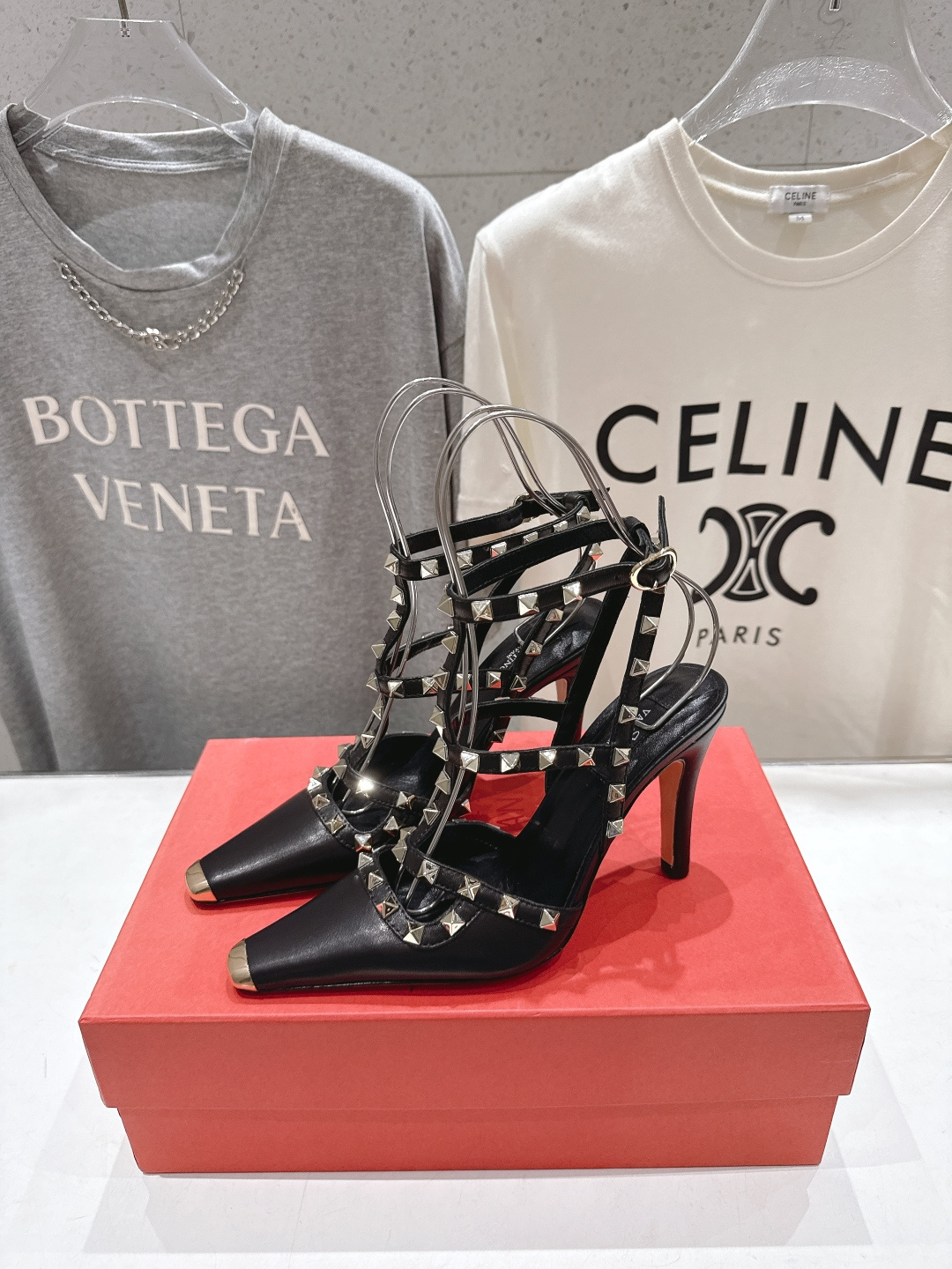 高版本出厂 ～New～顶级制作·Valentino*·华伦天奴〰️2026ss官方同步春夏走秀新款高跟鞋