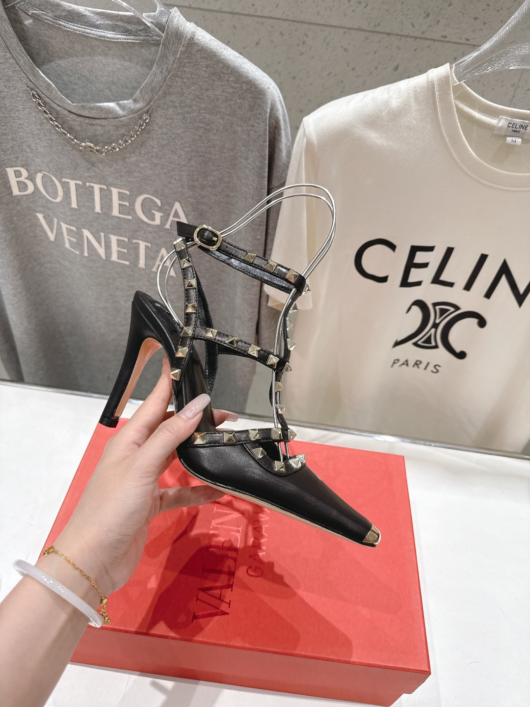 高版本出厂 ～New～顶级制作·Valentino*·华伦天奴〰️2026ss官方同步春夏走秀新款高跟鞋