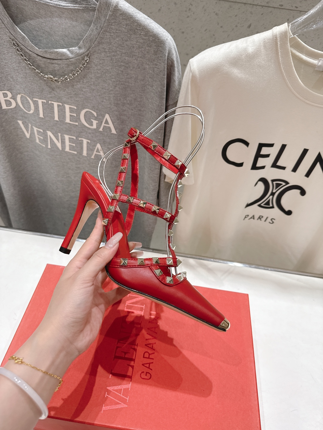 高版本出厂 ～New～顶级制作·Valentino*·华伦天奴〰️2026ss官方同步春夏走秀新款高跟鞋