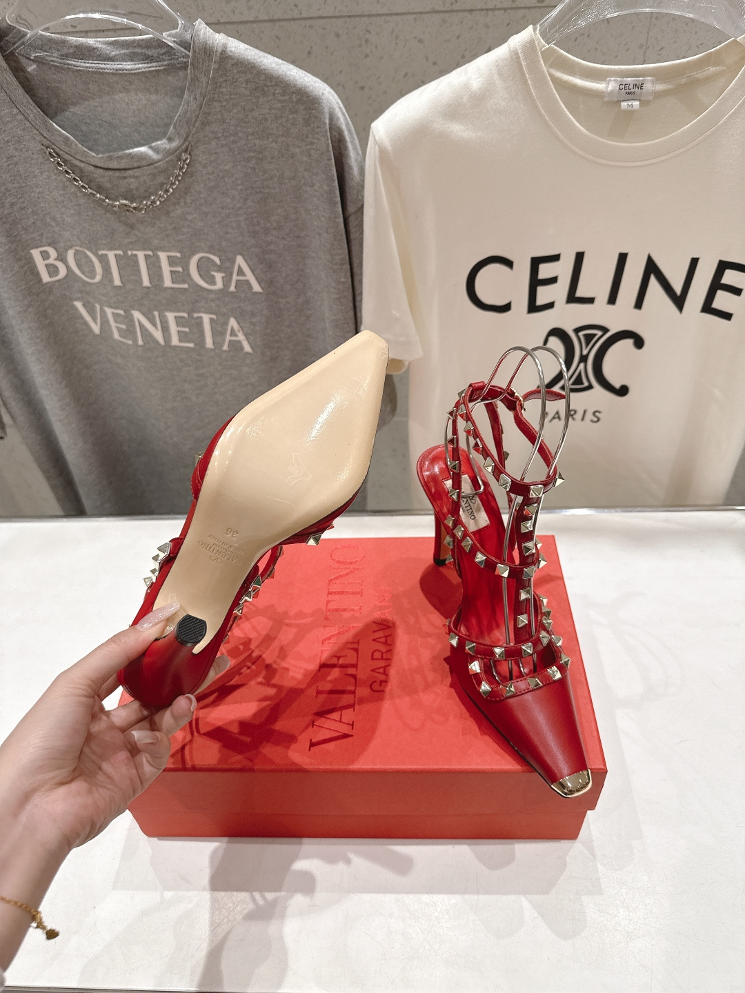 高版本出厂 ～New～顶级制作·Valentino*·华伦天奴〰️2026ss官方同步春夏走秀新款高跟鞋